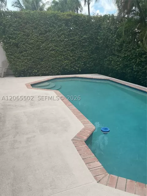 15857 NW 4th Ct, Pembroke Pines, FL 33028