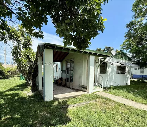 6545 NW 6th Ave, Miami, FL 33150 photo 2