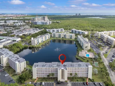 View/Area - 141 SE 3rd Ave #101, Dania Beach, FL 33004 photo 3 of 11