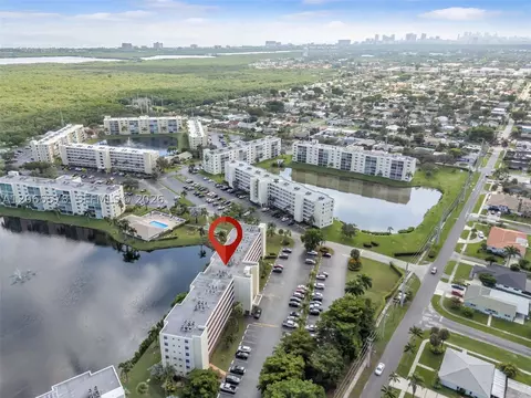 View/Area - 141 SE 3rd Ave #101, Dania Beach, FL 33004 photo 7 of 11