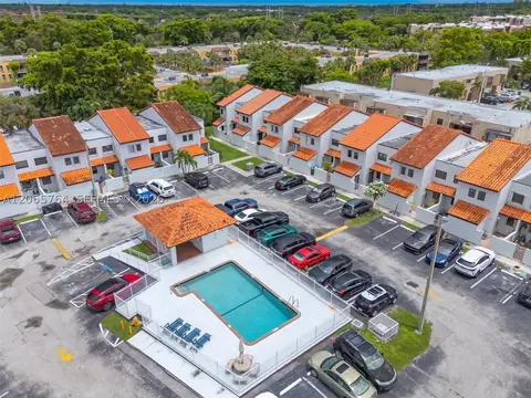 View/Area - 6231 SW 138th Ct, Miami, FL 33183 photo 6 of 6