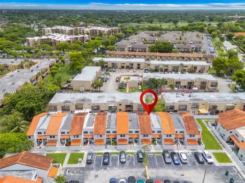 View/Area - 6231 SW 138th Ct, Miami, FL 33183 photo 5 of 6