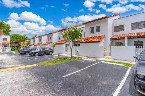 Exterior - 6231 SW 138th Ct, Miami, FL 33183 photo 1 of 5