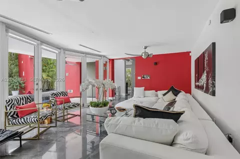 Living - 16581 NW 84th Ave, Miami Lakes, FL 33016 photo 2 of 2