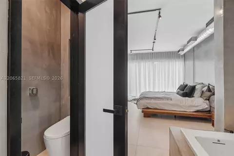 Bedroom - 16581 NW 84th Ave, Miami Lakes, FL 33016 photo 5 of 6