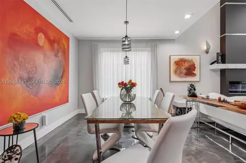Dining - 16581 NW 84th Ave, Miami Lakes, FL 33016 photo 3 of 3