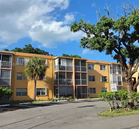 4354 NW 9th Ave #14-3F, Pompano Beach, FL 33064