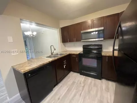 446 NE 210th Cir Ter #101-6A, Miami, FL 33179
