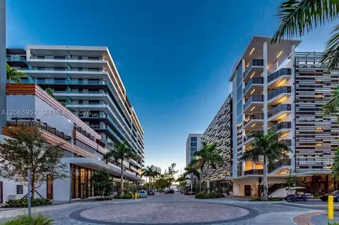 2920 NE 207th St #801, Aventura, FL 33180