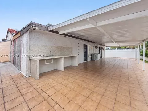 Other - 7961 W 6th Ave, Hialeah, FL 33014 photo 4 of 5