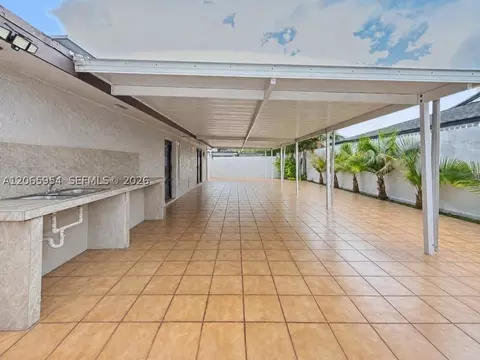 Other - 7961 W 6th Ave, Hialeah, FL 33014 photo 3 of 5