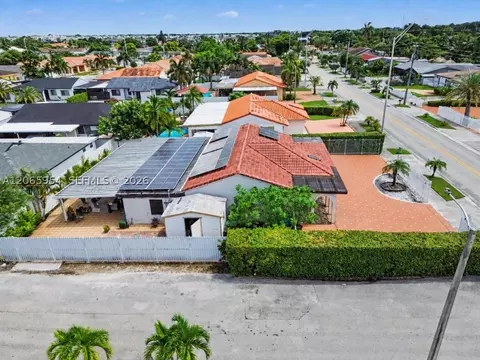 View/Area - 7961 W 6th Ave, Hialeah, FL 33014 photo 6 of 6