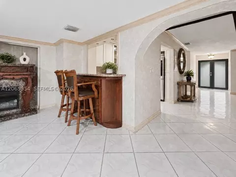Entry Way - 7961 W 6th Ave, Hialeah, FL 33014 photo 1 of 2