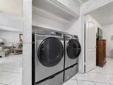 Other - 7961 W 6th Ave, Hialeah, FL 33014 photo 2 of 5