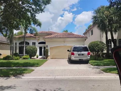 19353 SW 60th Ct, Southwest Ranches, FL 33332