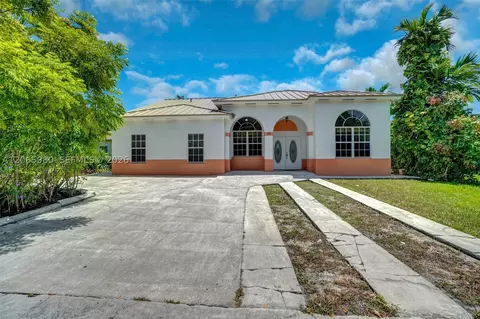 25 Ludlam Dr, Miami Springs, FL 33166