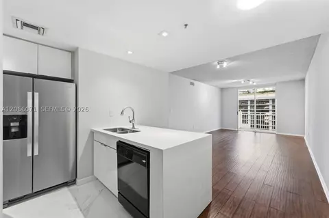 185 SE 14th Ter #1010, Miami, FL 33131