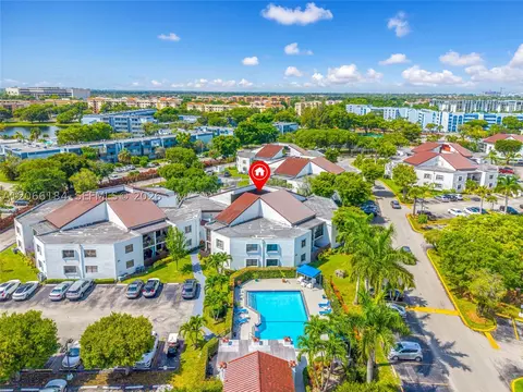 9405 Fontainebleau Blvd #112, Miami, FL 33172