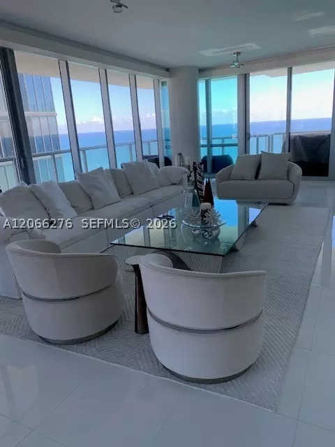 17121 Collins Ave #2808, Sunny Isles Beach, FL 33160