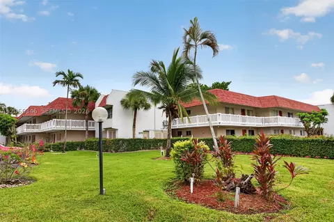 3772 Inverrary Blvd #101, Lauderhill, FL 33319