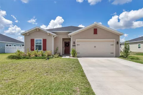 Exterior - 511 NW 5th Ave, Williston, FL 32696 photo 4 of 6