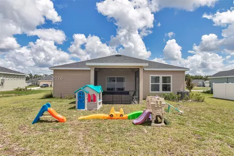 Exterior - 511 NW 5th Ave, Williston, FL 32696 photo 1 of 6