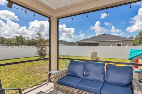 Exterior - 511 NW 5th Ave, Williston, FL 32696 photo 6 of 6