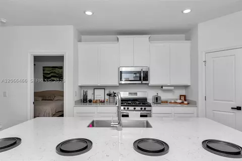 Kitchen - 511 NW 5th Ave, Williston, FL 32696 photo 1 of 4