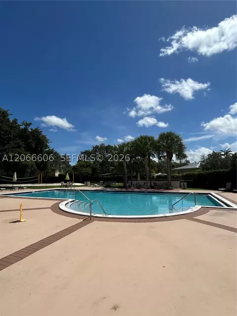 9702 Hammocks Blvd #203, Miami, FL 33196