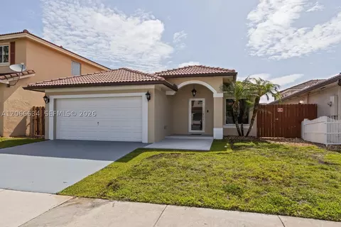 Exterior - 21505 SW 89th Path, Cutler Bay, FL 33189 photo 3 of 3