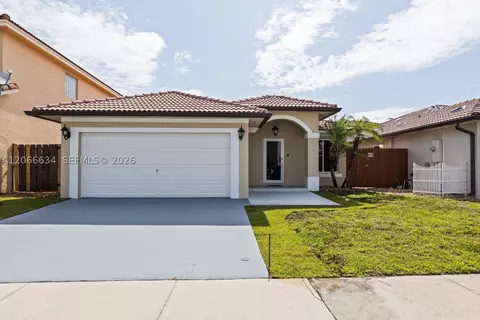 Exterior - 21505 SW 89th Path, Cutler Bay, FL 33189 photo 2 of 3