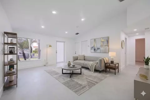Living - 21505 SW 89th Path, Cutler Bay, FL 33189 photo 2 of 5