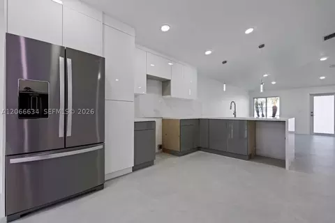 Kitchen - 21505 SW 89th Path, Cutler Bay, FL 33189 photo 1 of 1