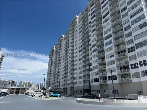 18031 Biscayne Blvd #601, Aventura, FL 33160
