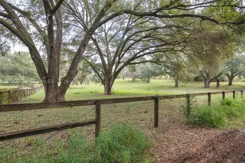 0 Lake Ella Rd, Other, FL 34731