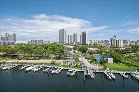 200 Diplomat Pkwy #830, Hallandale Beach, FL 33009