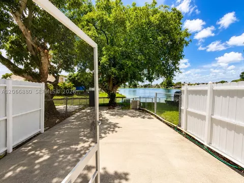 Exterior - 1720 W 75th St, Hialeah, FL 33014 photo 3 of 6