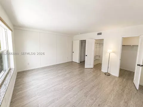Bedroom - 1720 W 75th St, Hialeah, FL 33014 photo 1 of 2