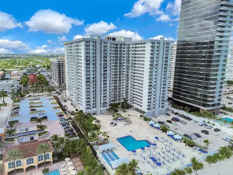 2030 S Ocean Dr #2027, Hallandale Beach, FL 33009