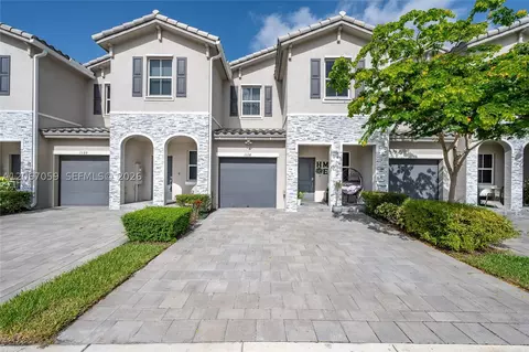 1116 SE 26th Ter, Homestead, FL 33035