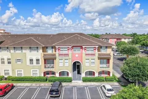 11102 NW 83rd St #101, Doral, FL 33178