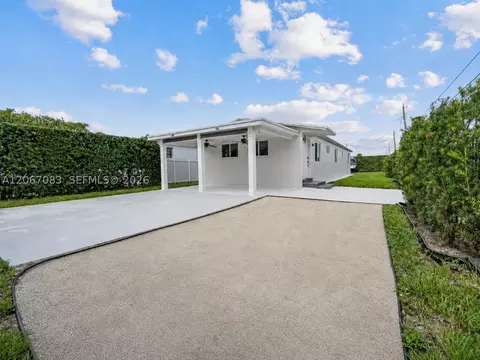 Exterior - 3930 W 2nd Ave, Hialeah, FL 33012 photo 3 of 3