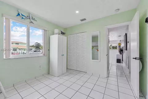 Other - 3930 W 2nd Ave, Hialeah, FL 33012 photo 4 of 10