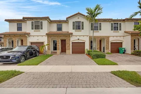 11324 SW 233rd St, Homestead, FL 33032