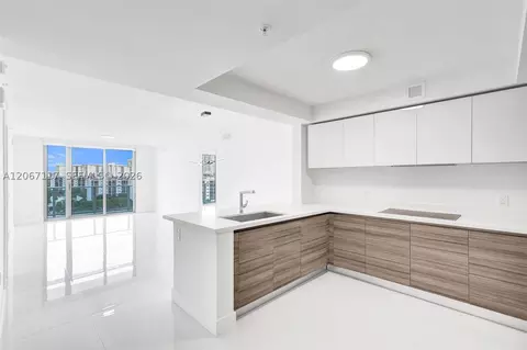 330 Sunny Isles Blvd #5-805, Sunny Isles Beach, FL 33160