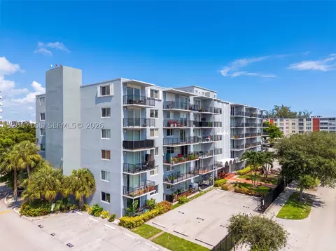 12500 NE 15th Ave #306, North Miami, FL 33161