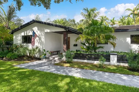 7790 SW 53rd Ave, Miami, FL 33143