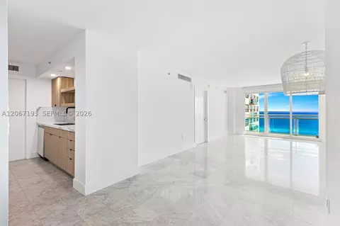6917 Collins Ave #1009, Miami Beach, FL 33141