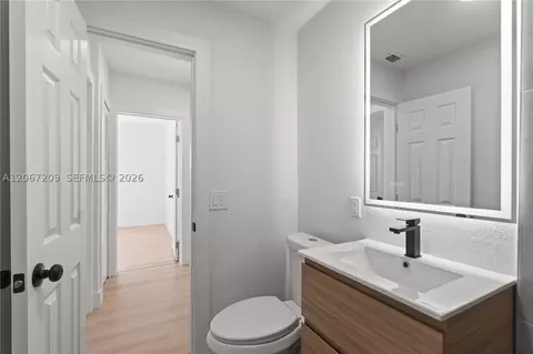 Bath - 31 W 64th St, Hialeah, FL 33012 photo 2 of 4