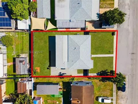 View/Area - 31 W 64th St, Hialeah, FL 33012 photo 2 of 5